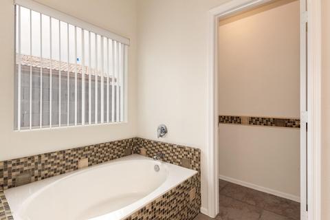 1717 E Desert Ln, Phoenix, AZ 85042 photo 19