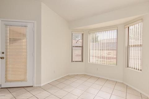 1717 E Desert Ln, Phoenix, AZ 85042 photo 11