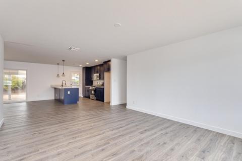 209 E Balboa Dr, Tempe, AZ 85282 photo 3
