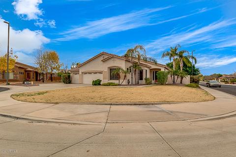 1896 S Boulder Ct, Gilbert, AZ 85295 photo 4