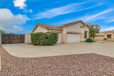 1896 S Boulder Ct, Gilbert, AZ 85295 photo 3