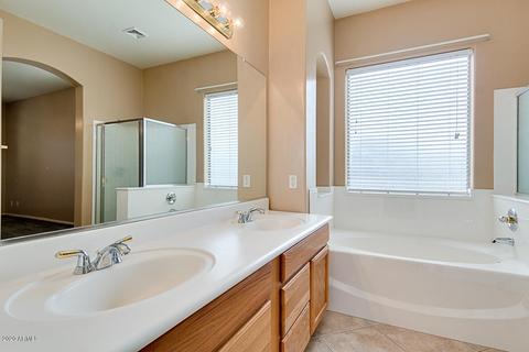1896 S Boulder Ct, Gilbert, AZ 85295 photo 28