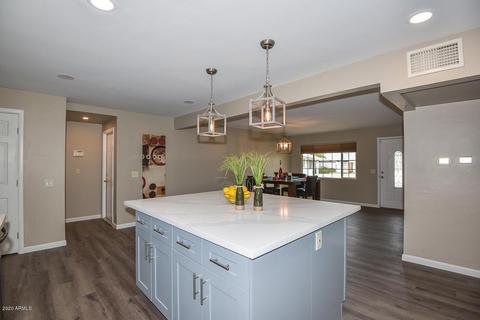 1217 Echo Ln, Phoenix, AZ 85020 photo 11