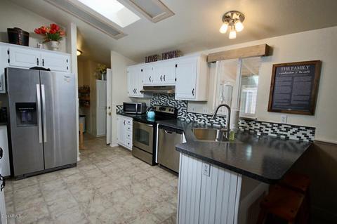 2878 Cattle Trail Rd, Overgaard, AZ 85933 photo 2