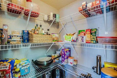 213 E Danbury Rd, Phoenix, AZ 85022 photo 13