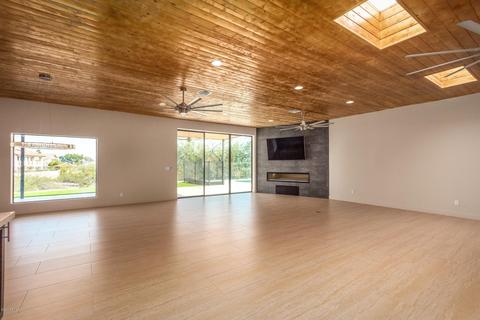 2302 E Mountain View Rd, Phoenix, AZ 85028 photo 14