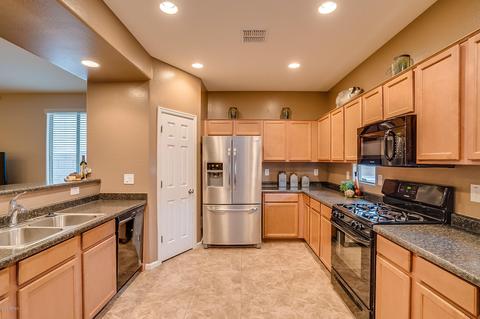 3851 E Narrowleaf Dr, Gilbert, AZ 85298 photo 8