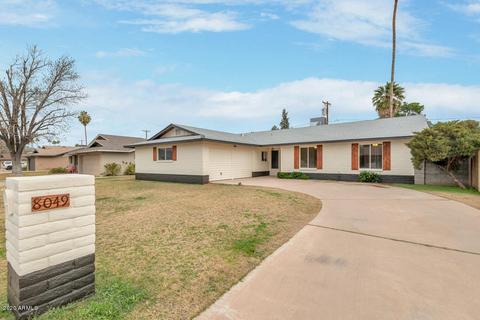 8049 N 16th Dr, Phoenix, AZ 85021 photo 1