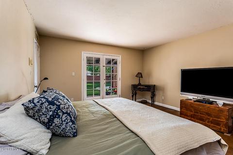 6802 N 3rd Pl, Phoenix, AZ 85012 photo 18