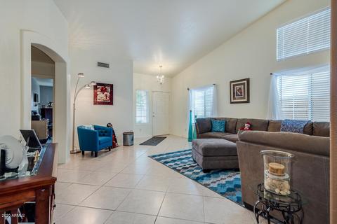 1909 E Fellars Dr, Phoenix, AZ 85022 photo 4