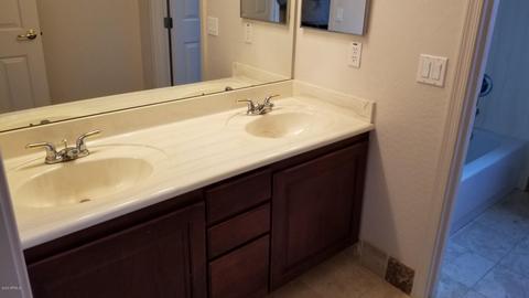 2925 S Palm St, Gilbert, AZ 85295 photo 31