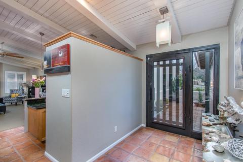 106 E Colt Rd, Tempe, AZ 85284 photo 12