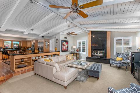 106 E Colt Rd, Tempe, AZ 85284 photo 4