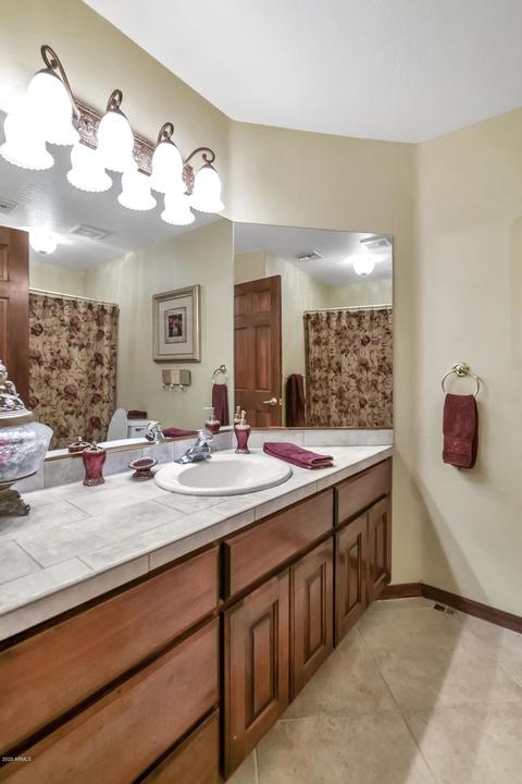 2572 E Ridgewood Ln, Gilbert, AZ 85298 photo 19