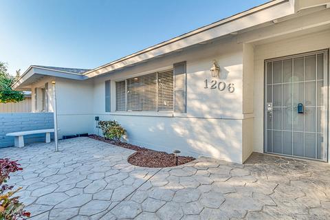 1206 E Campus Dr, Tempe, AZ 85282 photo 5