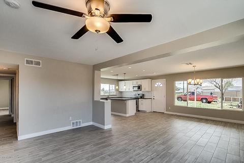 3139 E Angela Dr, Phoenix, AZ 85032 photo 7