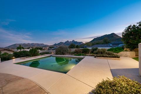 2227 E Turquoise Ave, Phoenix, AZ 85028 photo 2