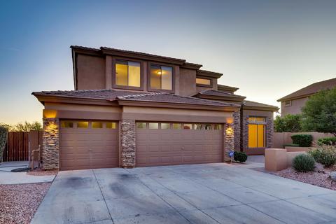 7957 E Sugarloaf Cir, Mesa, AZ 85207 photo 2