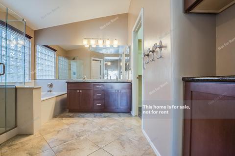 1900 E Smoke Tree Rd, Gilbert, AZ 85296 photo 13