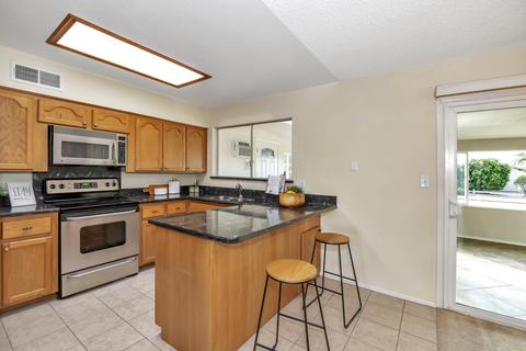 8331 Emelita Ave, Mesa, AZ 85208 photo 3