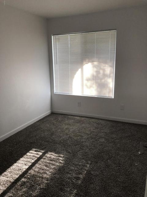 8014 W Westview Dr, Phoenix, AZ 85033 photo 9