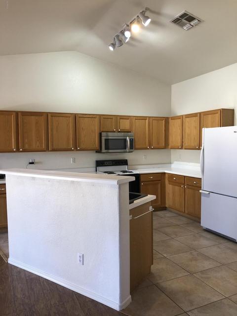 1946 S Stardust Dr, Apache Junction, AZ 85120 photo 4