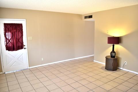 6823 N 36th Dr, Phoenix, AZ 85019 photo 7