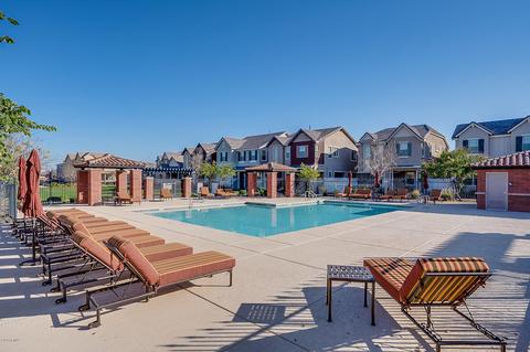 2240 S Henry Ln, Gilbert, AZ 85295 photo 4