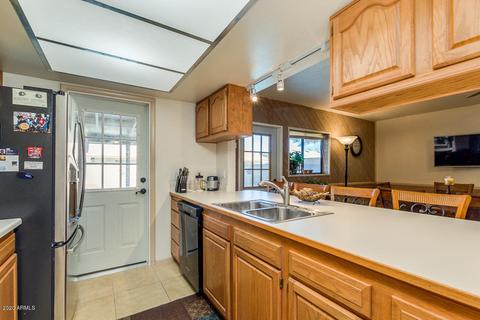 810 E Todd Dr, Tempe, AZ 85283 photo 10
