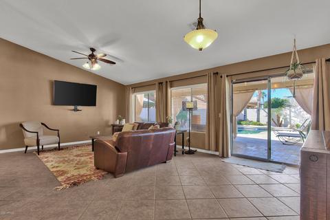 458 S Burk St, Gilbert, AZ 85296 photo 9