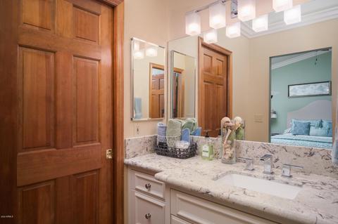 2826 E Winchcomb Dr, Phoenix, AZ 85032 photo 26