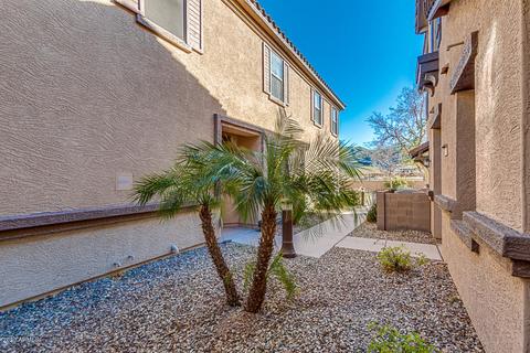 3132 E Donner Dr, Phoenix, AZ 85042 photo 2