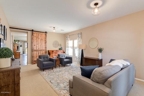 1051 S Pheasant Dr, Gilbert, AZ 85296 photo 4