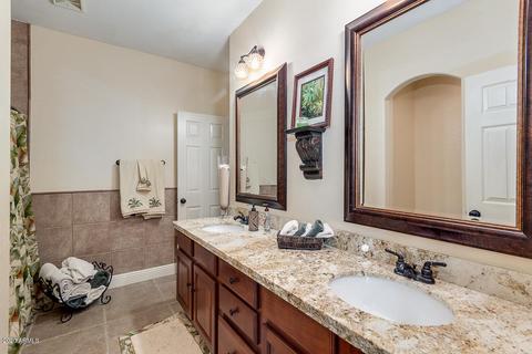 4252 E Carriage Way, Gilbert, AZ 85297 photo 24
