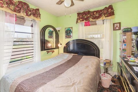 5802 S 3rd St, Phoenix, AZ 85040 photo 13