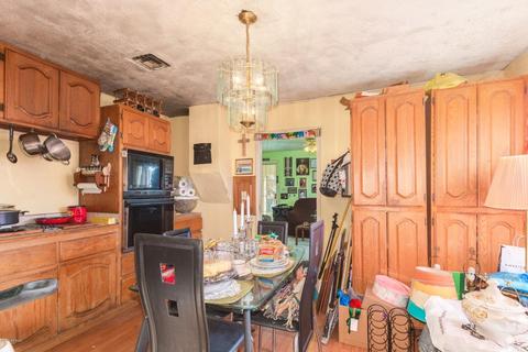 5802 S 3rd St, Phoenix, AZ 85040 photo 7