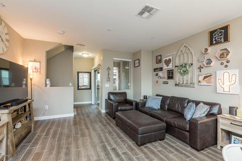 240 W Juniper Ave #1075, Gilbert, AZ 85233 photo 4