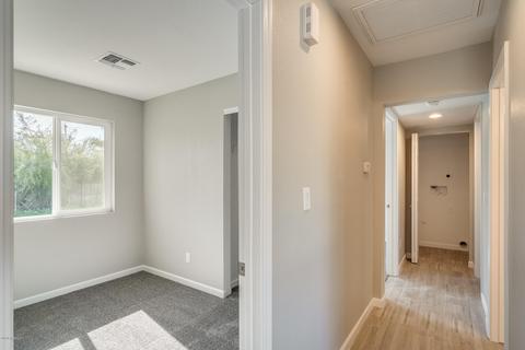 2811 E Siesta Ln, Phoenix, AZ 85050 photo 16
