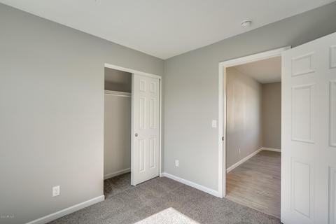 2811 E Siesta Ln, Phoenix, AZ 85050 photo 18