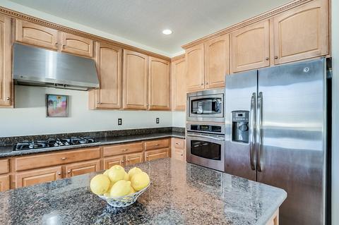 2898 E Comstock Dr, Gilbert, AZ 85296 photo 9