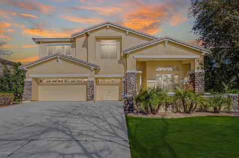 2898 E Comstock Dr, Gilbert, AZ 85296 photo 3