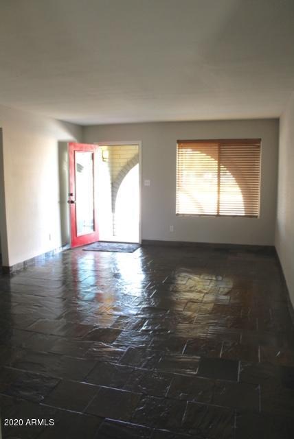 2901 W Woodridge Dr, Phoenix, AZ 85053 photo 3