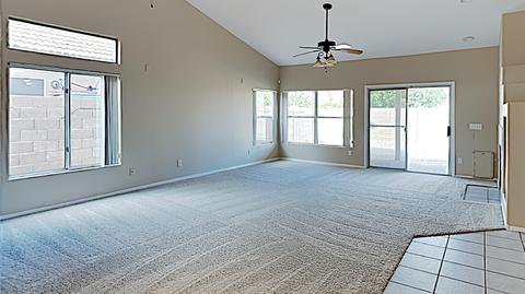 544 Eagle Ct, Gilbert, AZ 85296 photo 2