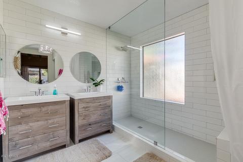 3130 E Kerry Ln, Phoenix, AZ 85050 photo 19