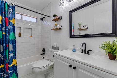 3130 E Kerry Ln, Phoenix, AZ 85050 photo 22