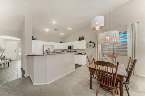 4236 E Cloudburst Ct, Gilbert, AZ 85297 photo 9