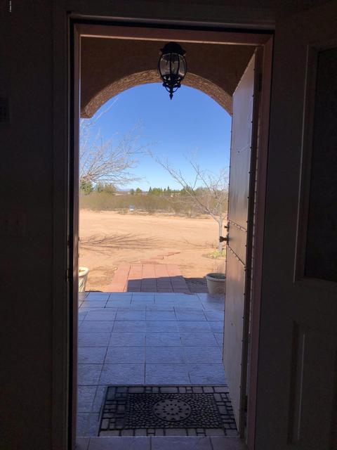 2521 E 20th St, Douglas, AZ 85607 photo 2