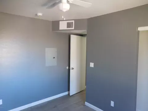 1146 W Apache St, Phoenix, AZ 85007 photo 6