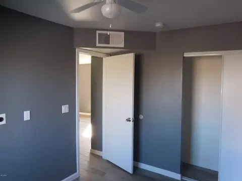 1146 W Apache St, Phoenix, AZ 85007 photo 7
