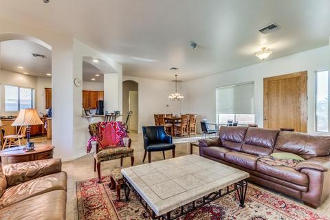 712 E Blue Eagle Ln, Phoenix, AZ 85086 photo 2